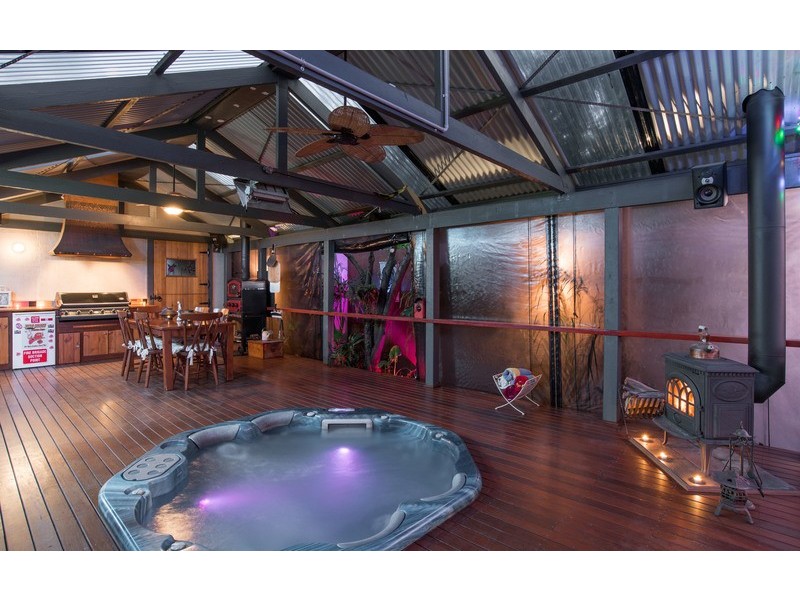 37 Valley Ho, Chirnside Park VIC 3116