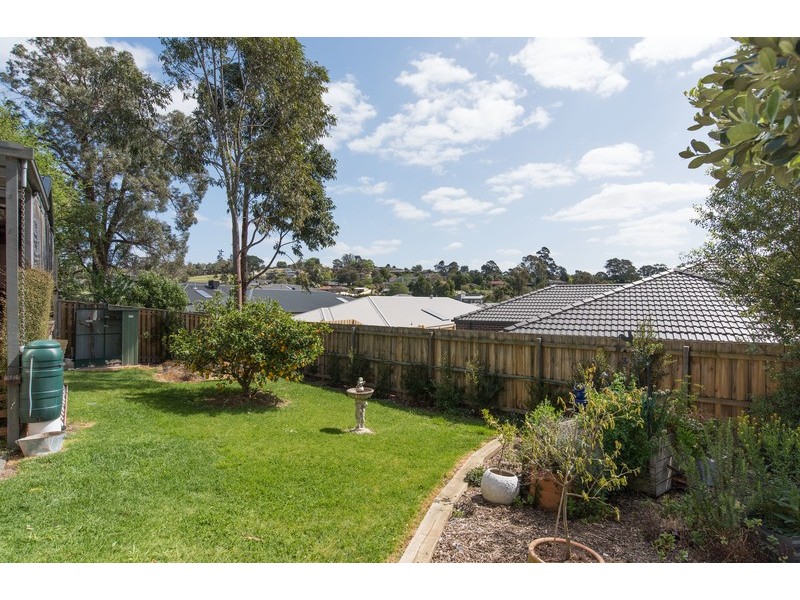 37 Valley Ho, Chirnside Park VIC 3116