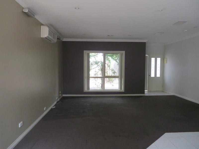 2/8 Mersey Road, Kilsyth VIC 3137