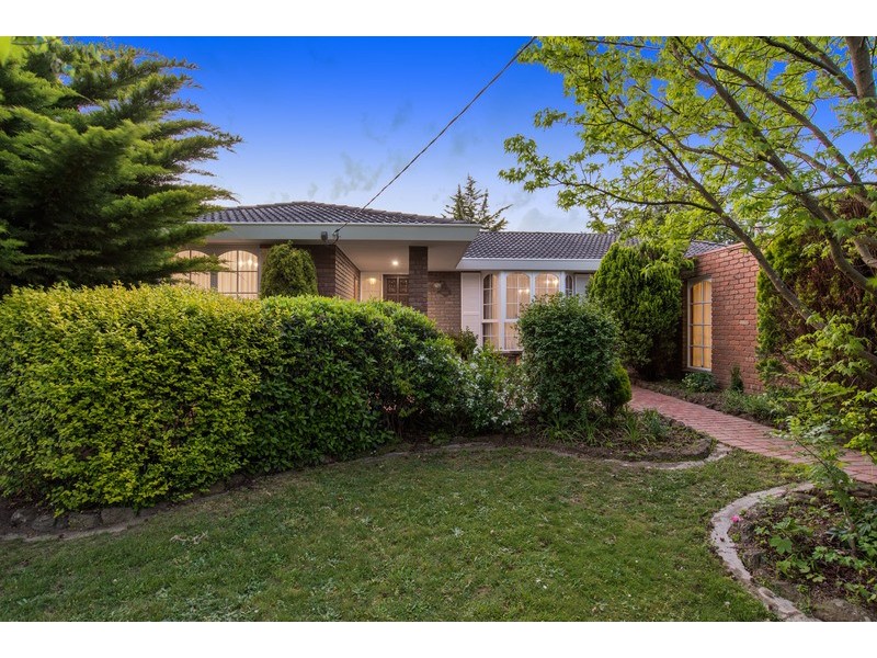 71 Old Melbourne Road, Chirnside Park VIC 3116