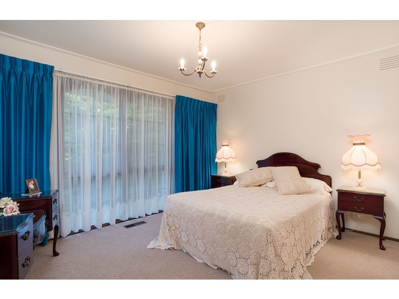 71 Old Melbourne Road, Chirnside Park VIC 3116