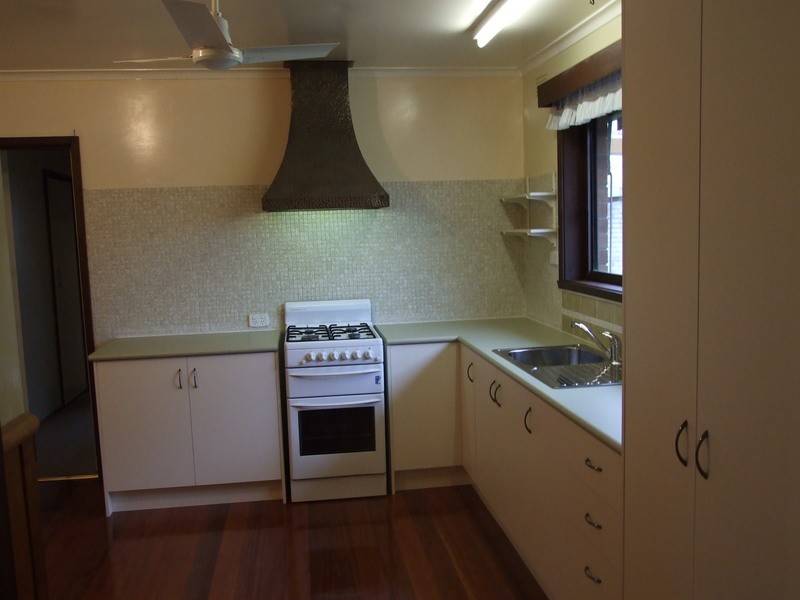 64 Cherylnne Crescent, Kilsyth VIC 3137