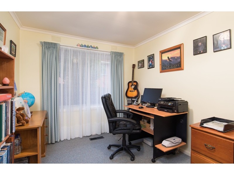 14 Royal Avenue, Mooroolbark VIC 3138