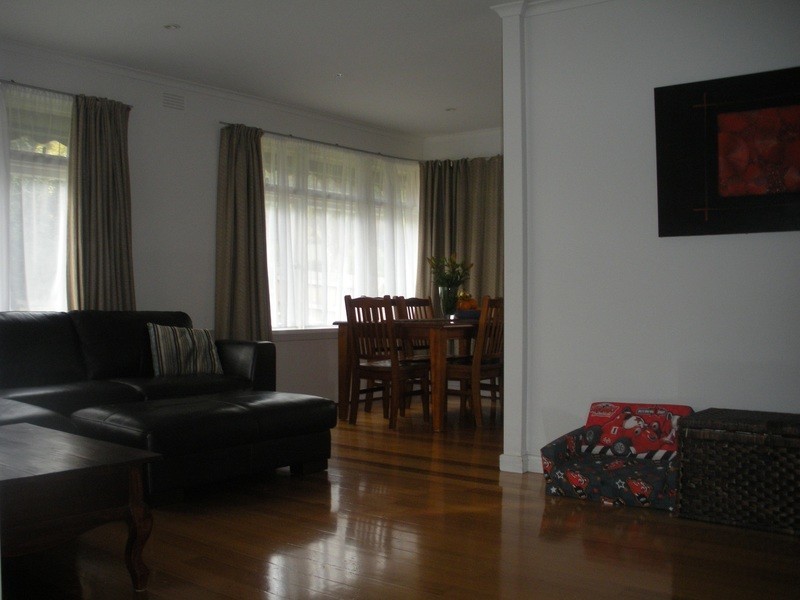 21 Kincumber Drive, Croydon VIC 3136