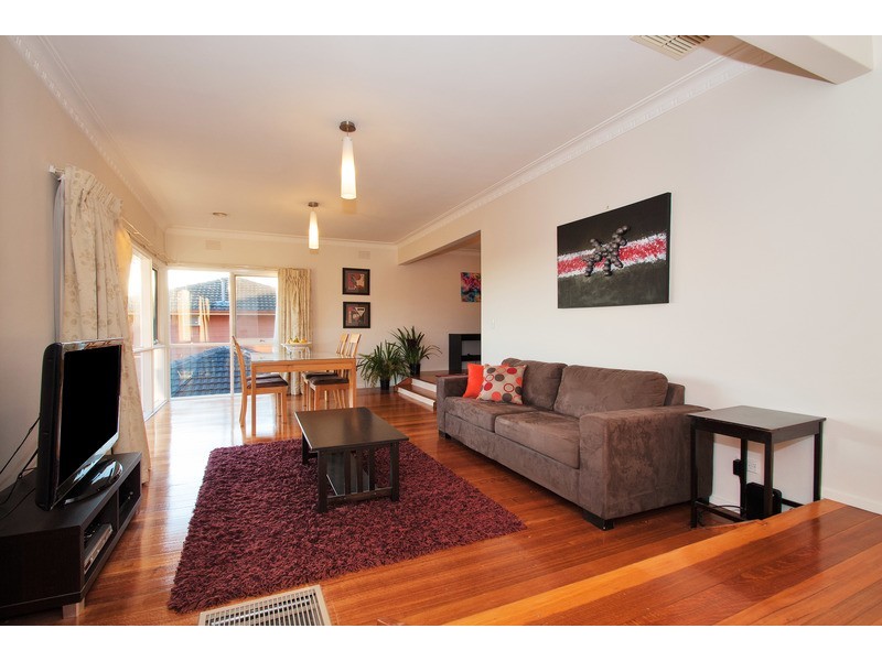 19 Delville Street, Mooroolbark VIC 3138