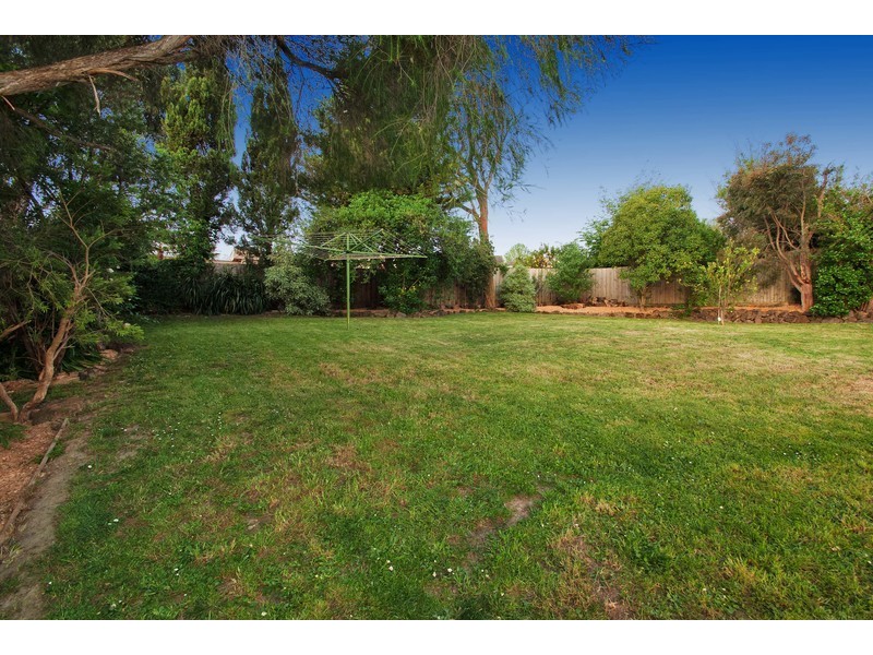 19 Delville Street, Mooroolbark VIC 3138