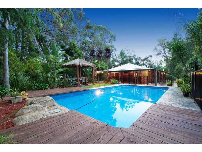 8 Lewis Road, Montrose VIC 3765