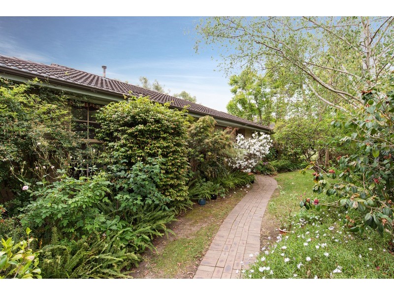 9 Morrison Crescent, Kilsyth VIC 3137