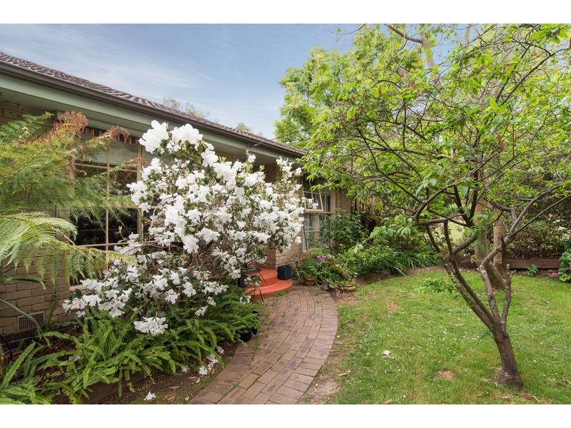 9 Morrison Crescent, Kilsyth VIC 3137