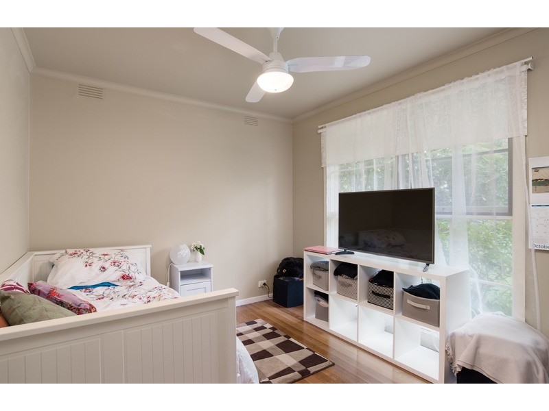 9 Morrison Crescent, Kilsyth VIC 3137