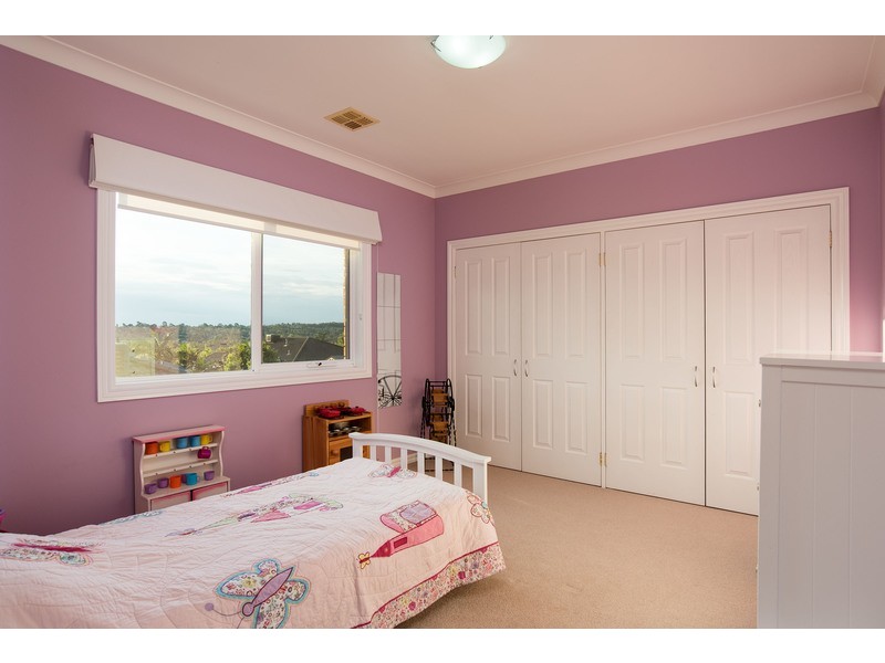 55 Larbert Road, Mooroolbark VIC 3138