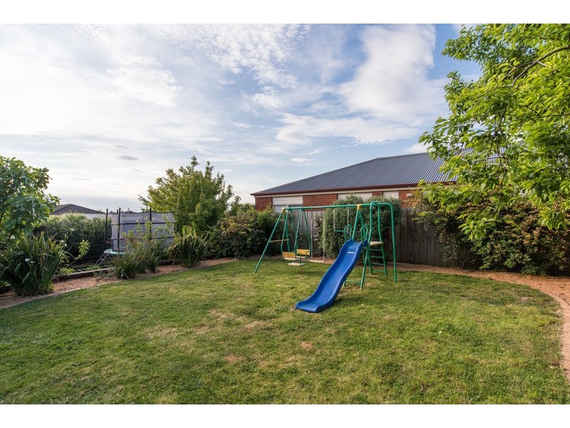 55 Larbert Road, Mooroolbark VIC 3138
