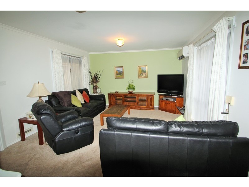 4 Oxley Court, Chirnside Park VIC 3116