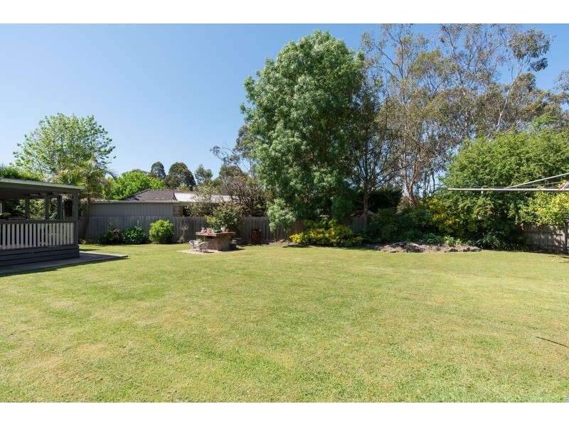 8 Warruga Court, Croydon VIC 3136