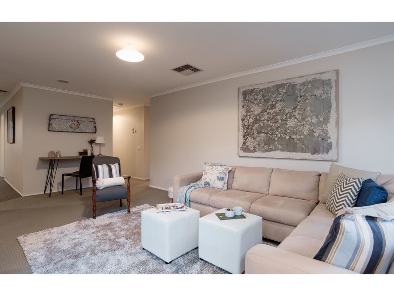 29a Summerhill Park Drive, Mooroolbark VIC 3138