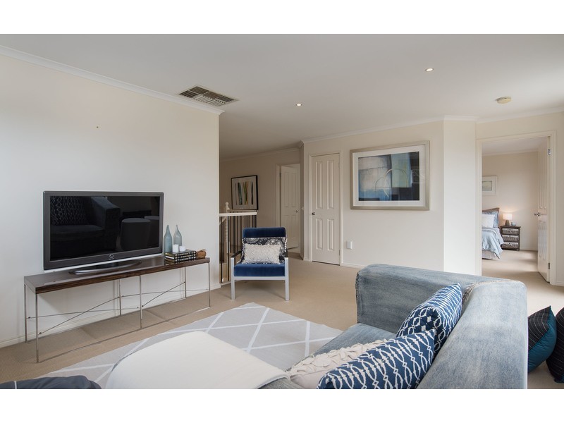 4 Frome Street, Croydon VIC 3136