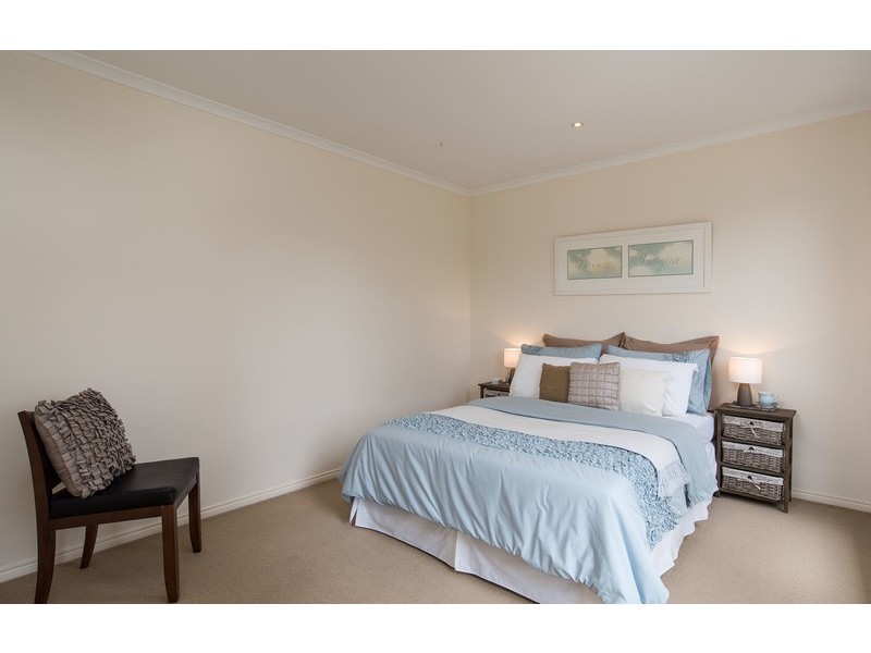 4 Frome Street, Croydon VIC 3136