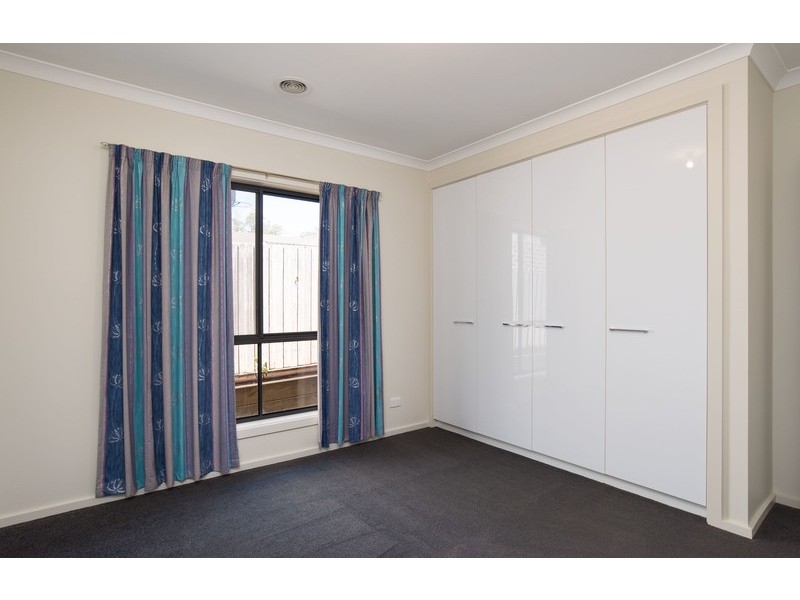 15A Nolan Avenue, Mooroolbark VIC 3138