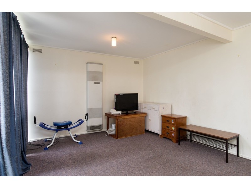 8/8 Landale Avenue, Croydon VIC 3136