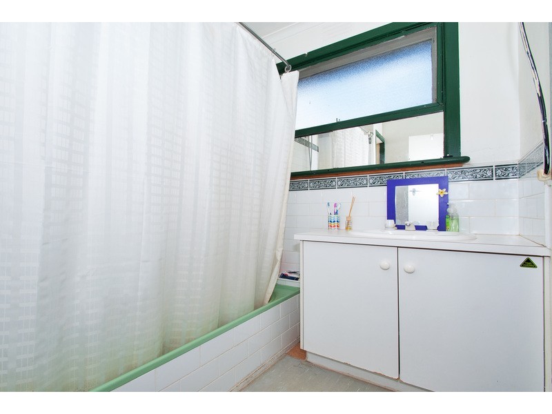 1/12 Andrew Street, Mooroolbark VIC 3138