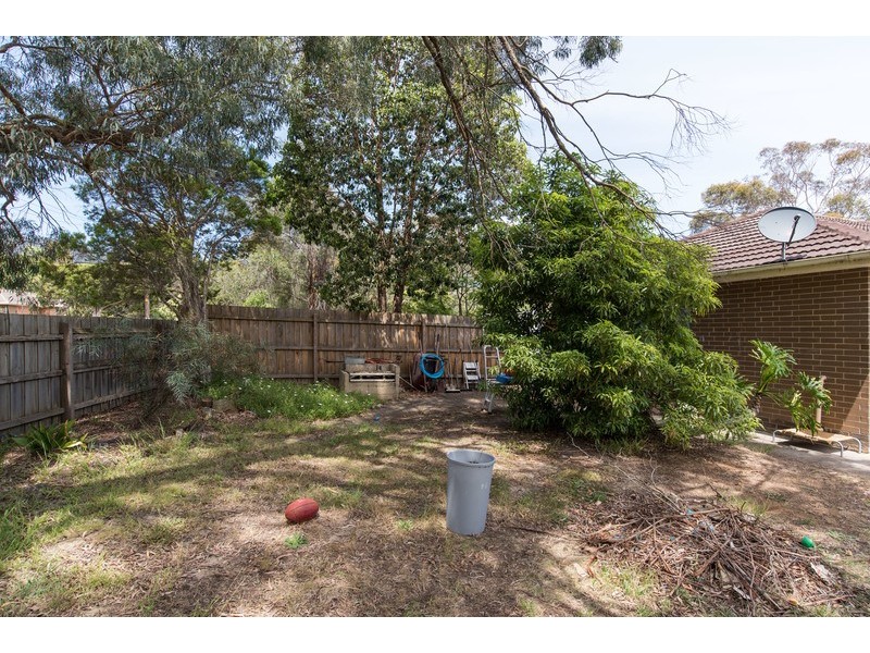 41 Gladesville Drive, Kilsyth VIC 3137