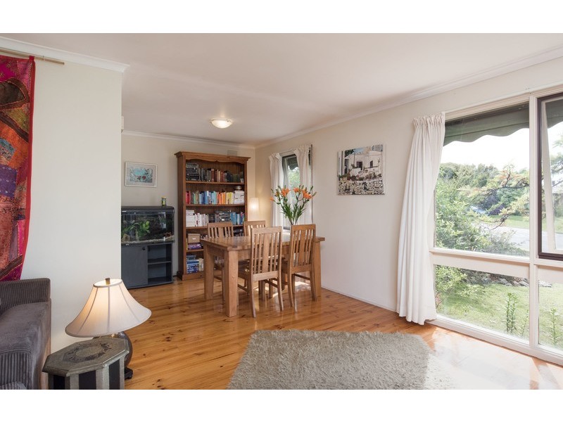 31 Landscape Drive, Mooroolbark VIC 3138