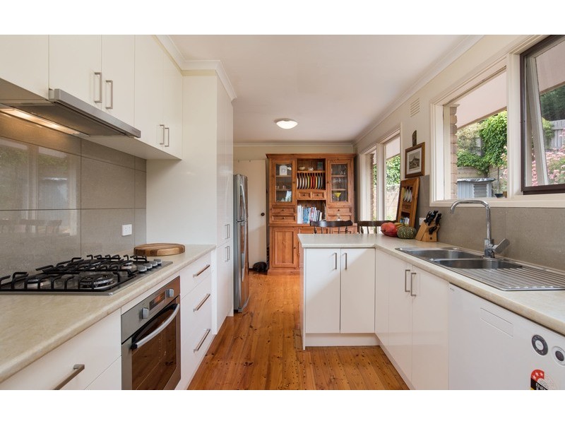 31 Landscape Drive, Mooroolbark VIC 3138