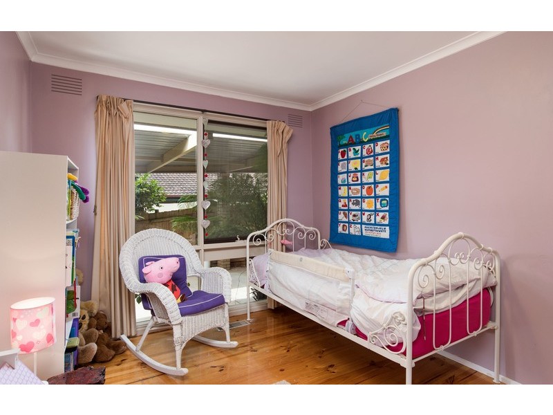 31 Landscape Drive, Mooroolbark VIC 3138