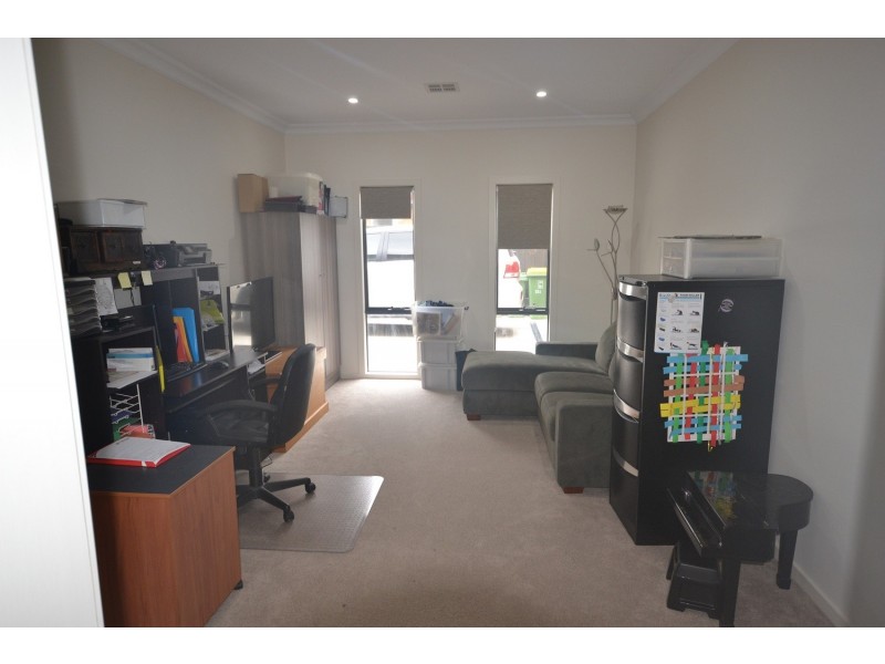 23A Shakespeare Avenue, Mooroolbark VIC 3138