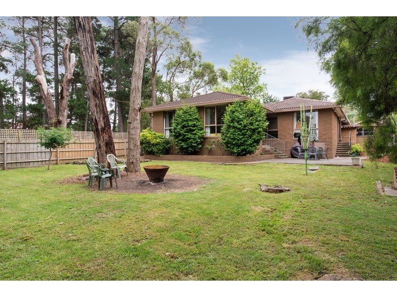 3 Hayes Court, Kilsyth VIC 3137