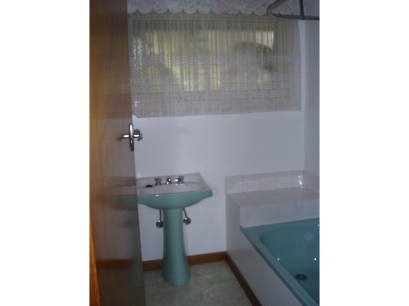 45 Holloway Road, Croydon VIC 3136