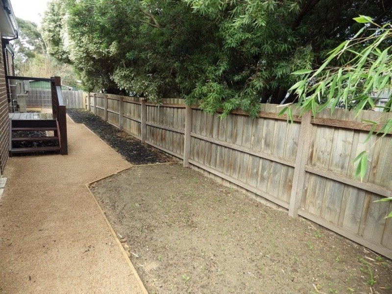 12A Dobell Place, Mooroolbark VIC 3138