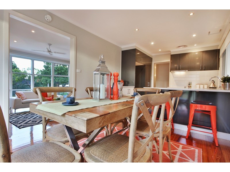 15 Stephen Crescent, Croydon VIC 3136
