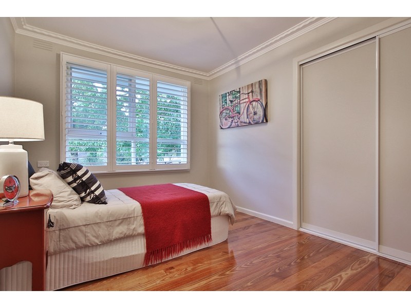15 Stephen Crescent, Croydon VIC 3136