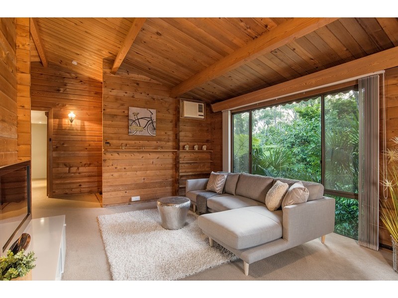 16 Park Road, Montrose VIC 3765