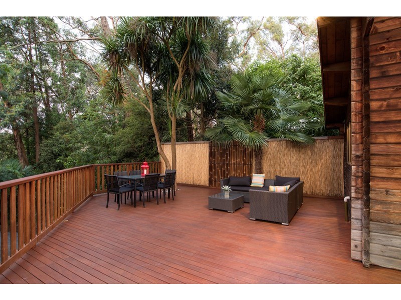 16 Park Road, Montrose VIC 3765