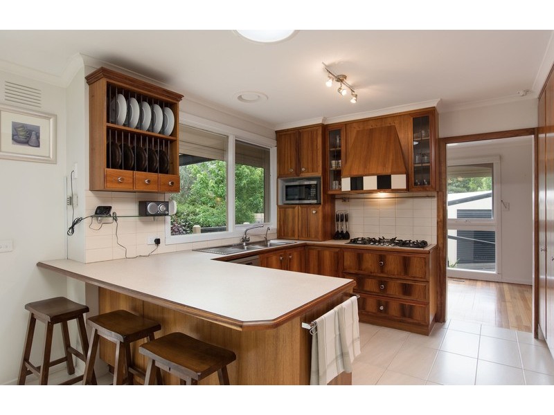 43 Landstrom Quadrant, Kilsyth VIC 3137