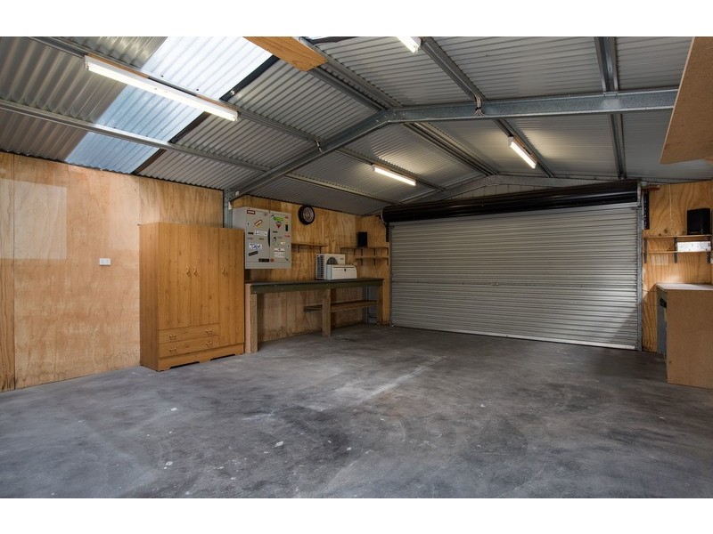 43 Landstrom Quadrant, Kilsyth VIC 3137