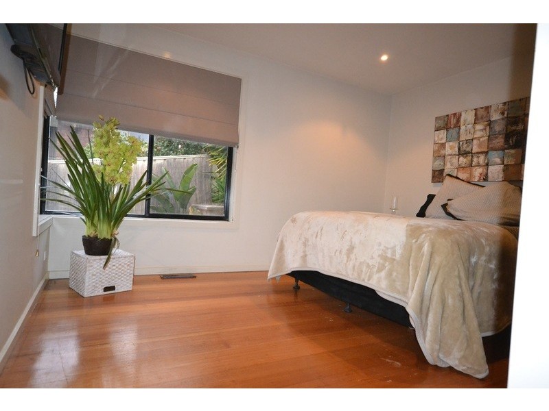 12 Meadowlark Lane, Mooroolbark VIC 3138