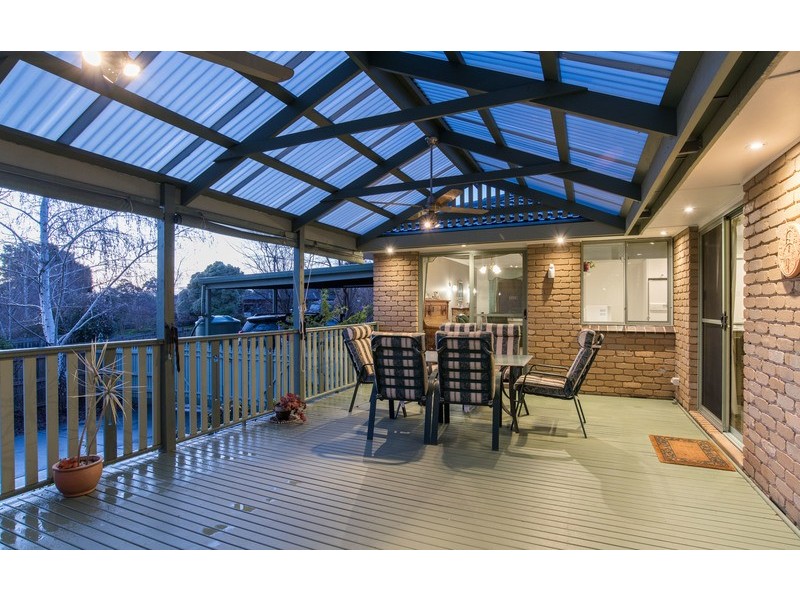 10 Kadina Court, Mooroolbark VIC 3138