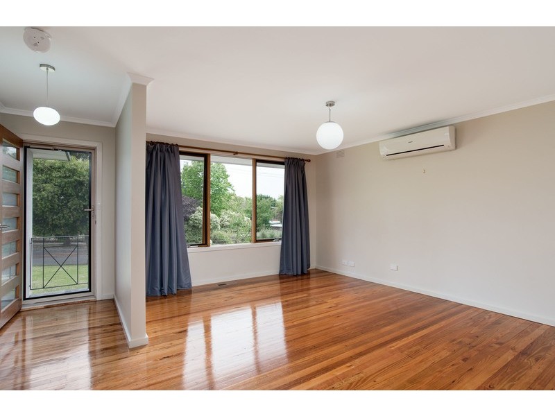 18 Belchester Avenue, Coldstream VIC 3770