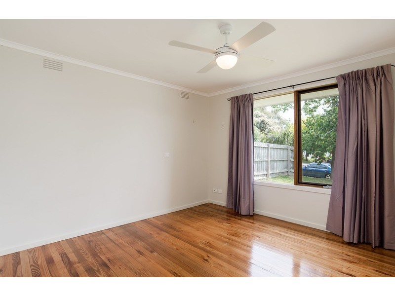 18 Belchester Avenue, Coldstream VIC 3770