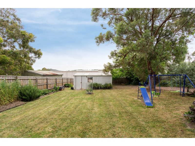 48 Barker Drive, Mooroolbark VIC 3138