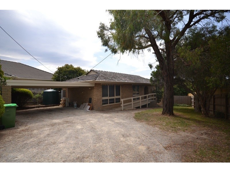 33 Blacksprings Road, Chirnside Park VIC 3116