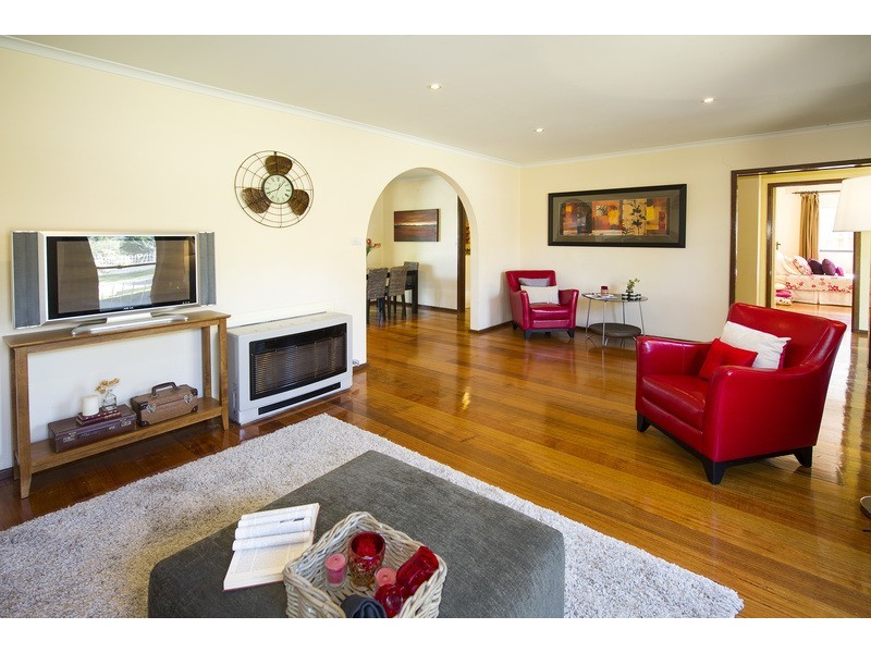 241 Manchester Road, Mooroolbark VIC 3138