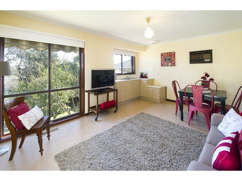 241 Manchester Road, Mooroolbark VIC 3138