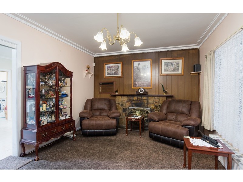 17 Shelley Avenue, Kilsyth VIC 3137