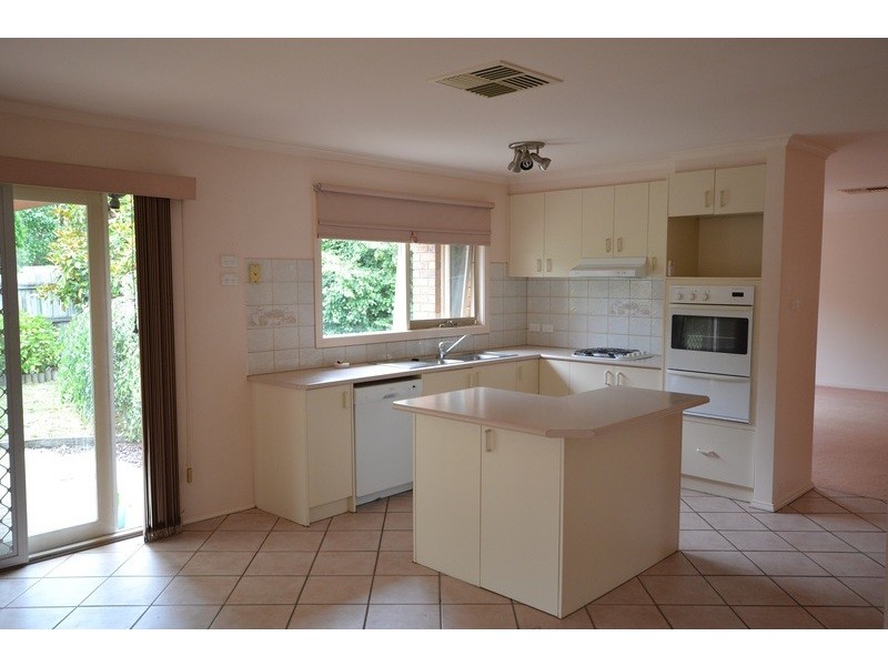 69 Eucalypt Drive, Lilydale VIC 3140