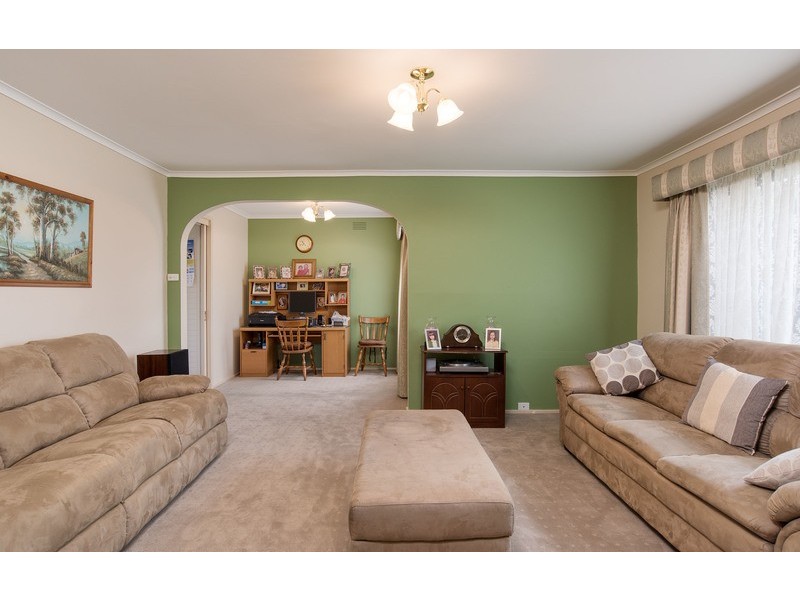 1 Grace Avenue, Mooroolbark VIC 3138