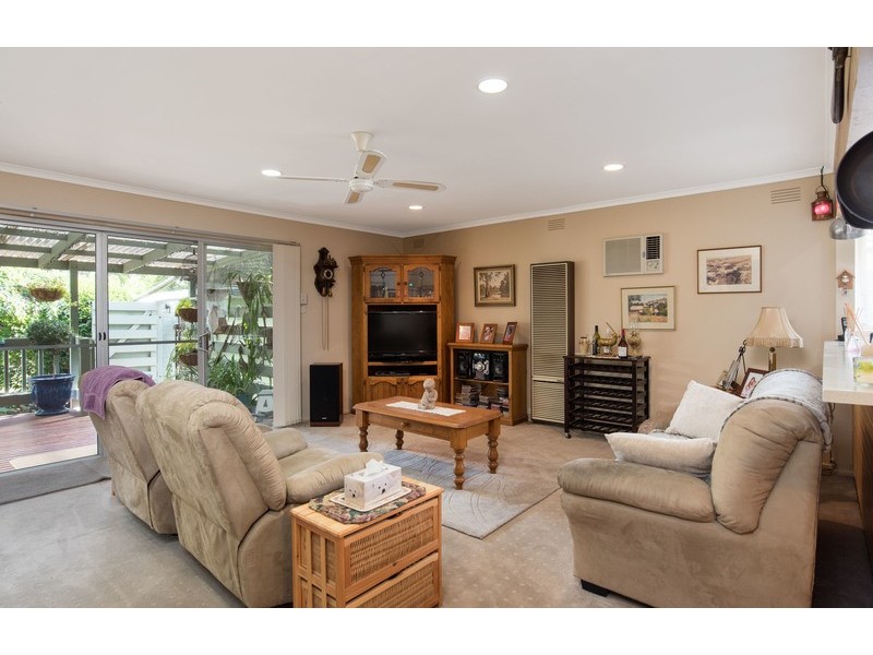 1 Grace Avenue, Mooroolbark VIC 3138